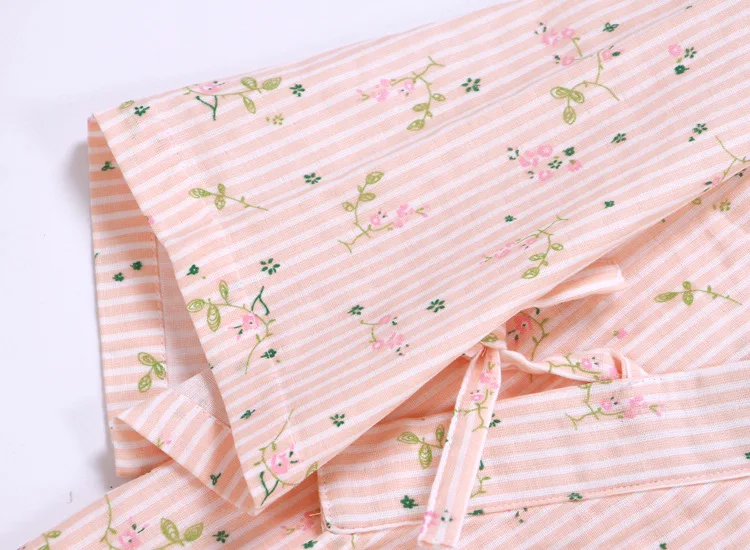 Кимоно женское хлопковое пеньюар из газовой ткани с длинным рукавом мультяшный