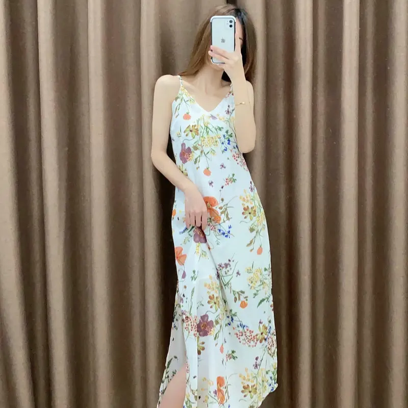 

Summer Women Romantic Floral Straight Slip Dresses Spaghetti Strap Split Hem Design One Piece With Lining Calf Length Robe 2021