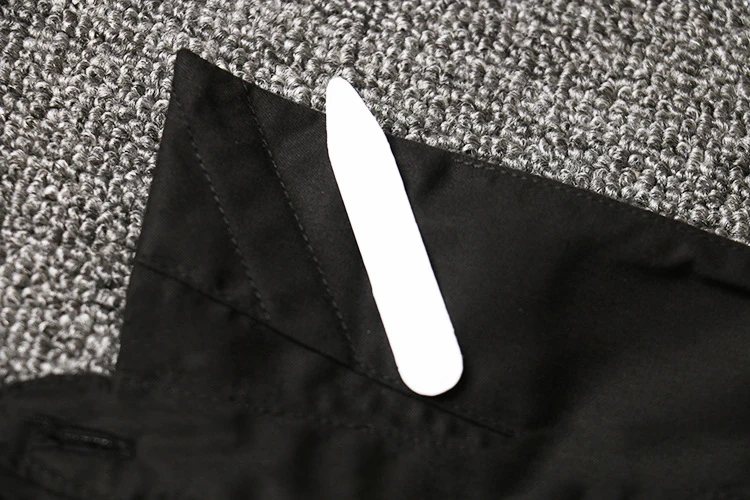 Men's long-sleeved shirts, classic bee embroidery, fashion self-cultivation, all-match black and white  men's shirts