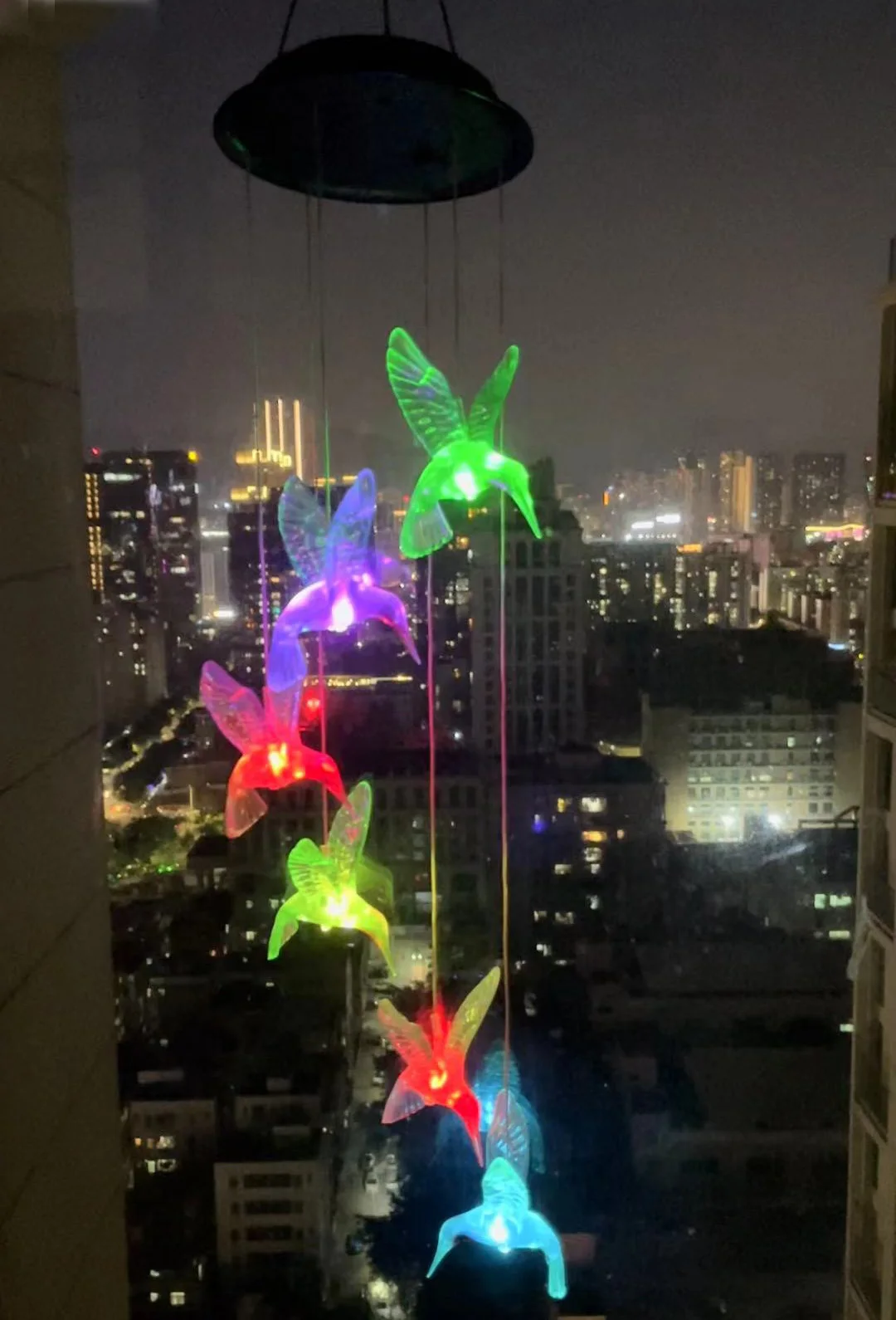 

Solar Hummingbird Wind Chimes Pro with Colorful Changes of Led Lights Waterproof Outdoor decoration for Garden Patio yard Lawn