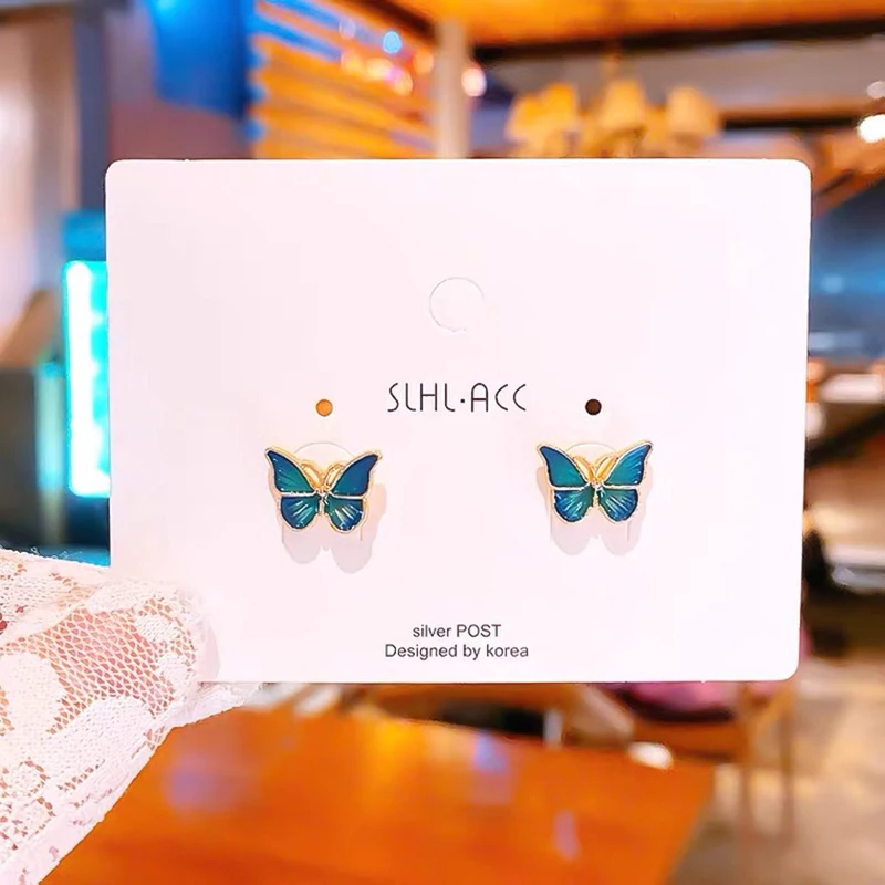 

New Fashion Woman's Earrings Butterfly Pattern Dripping Ear Ring