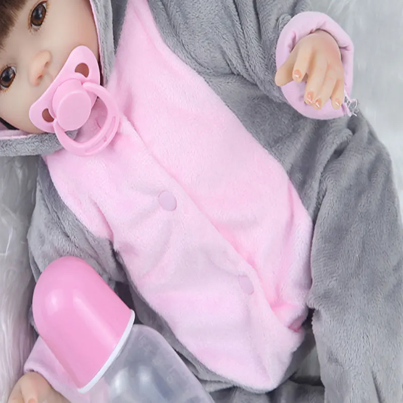 

Bebe Reborn Doll Silicone 42CM Interactive Dolls Stuffed Dolls Realistic Baby Cloth Body CE In-Stock Items Boy Girl Toys