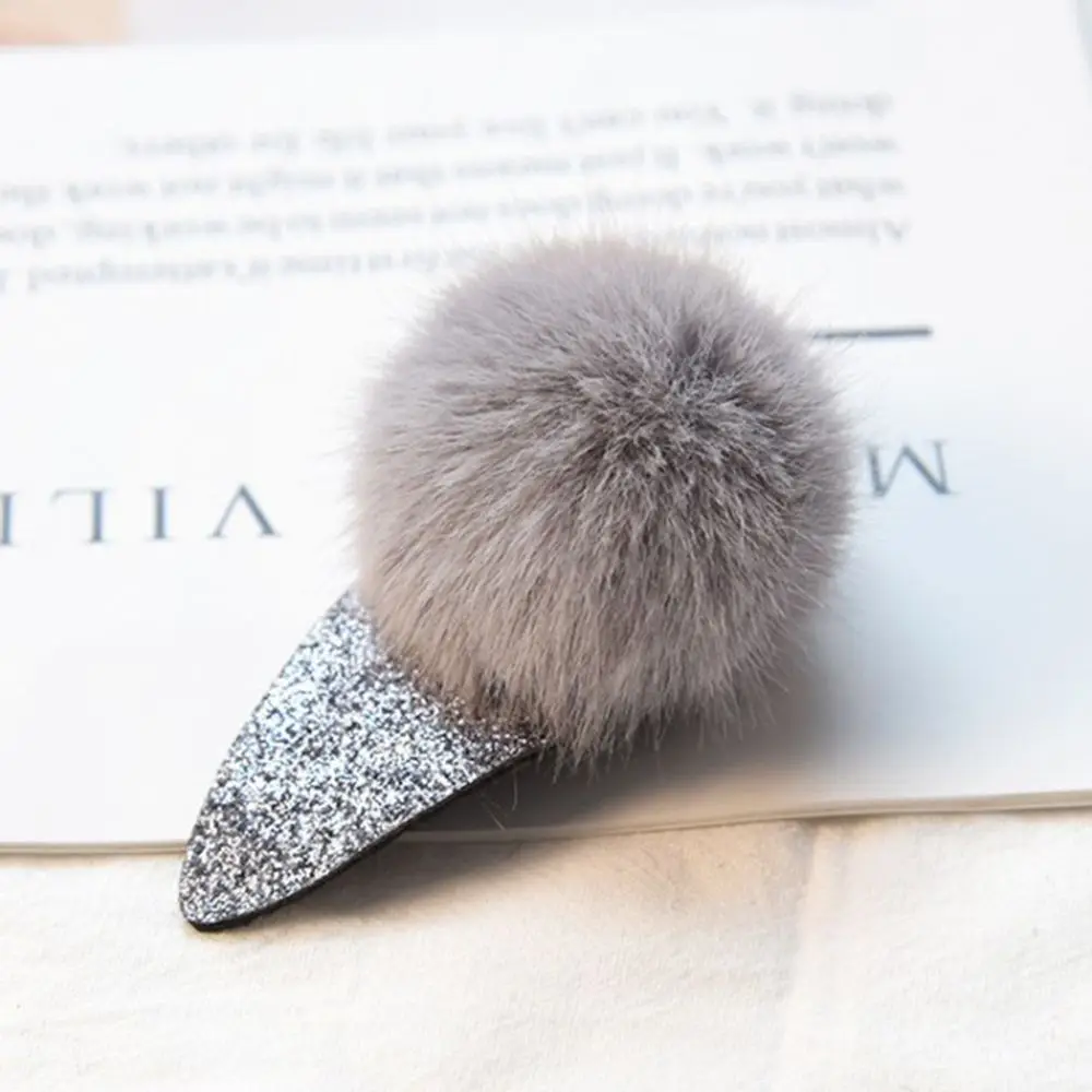 Заколки для волос девочек с маленькими милыми мягкими меховыми помпонами