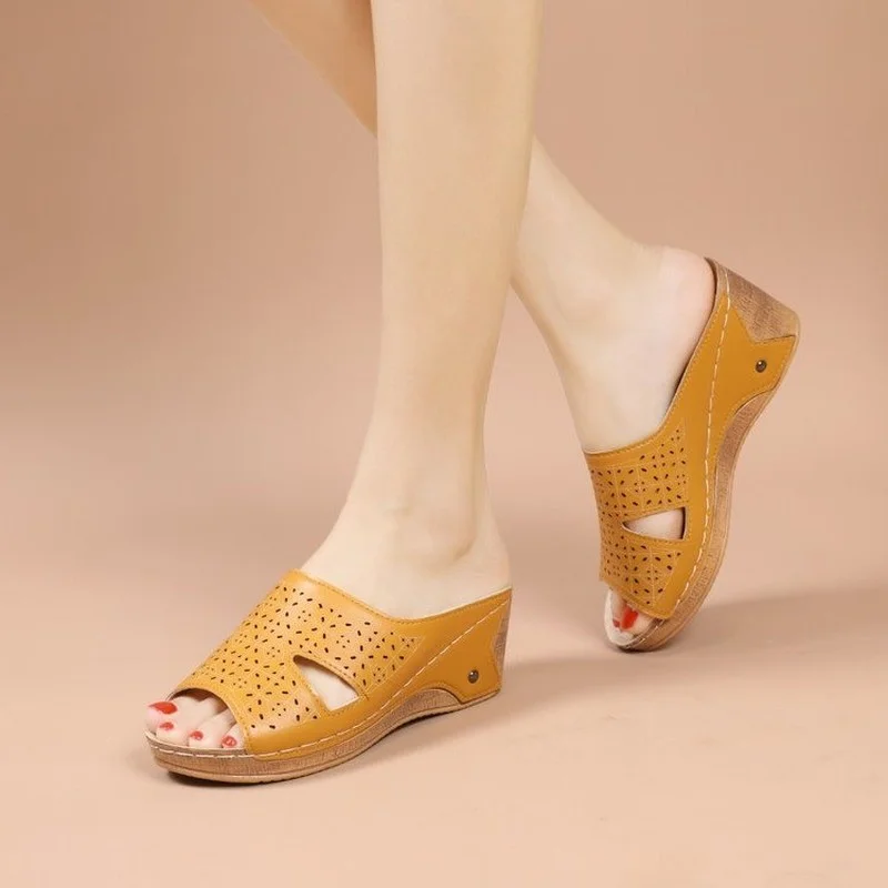 

2021 Women's Slippers Solid Color Simple Hollow Vamp Fashion Simple Mature Outer Wear Open Toe Slippers Slippers