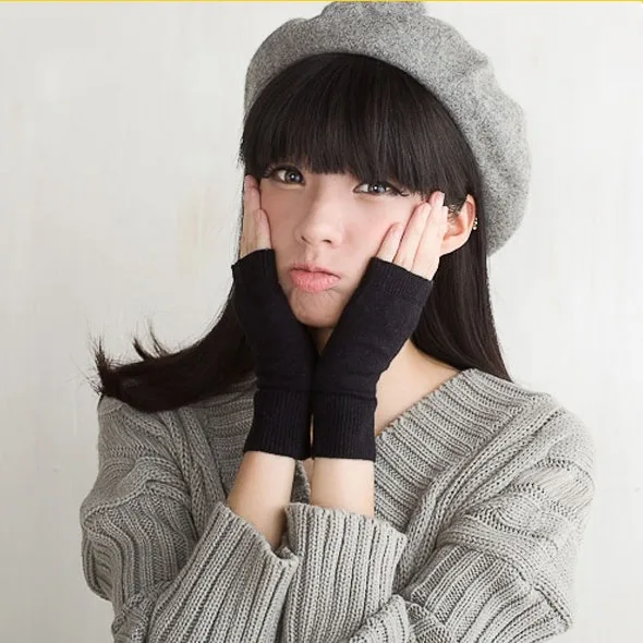 

Men's and Women's Half-finger Gloves Winter Warm Wool Knitted Arm Gloves Soft Warm and Convenient Computer Mobile Phone Gloves
