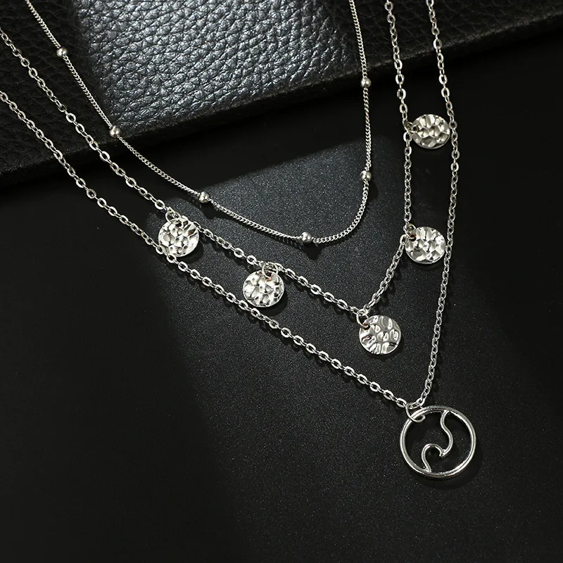 

Retro Ball Clavicle Chain Geometric Alloy Disc Spray Pendant necklace