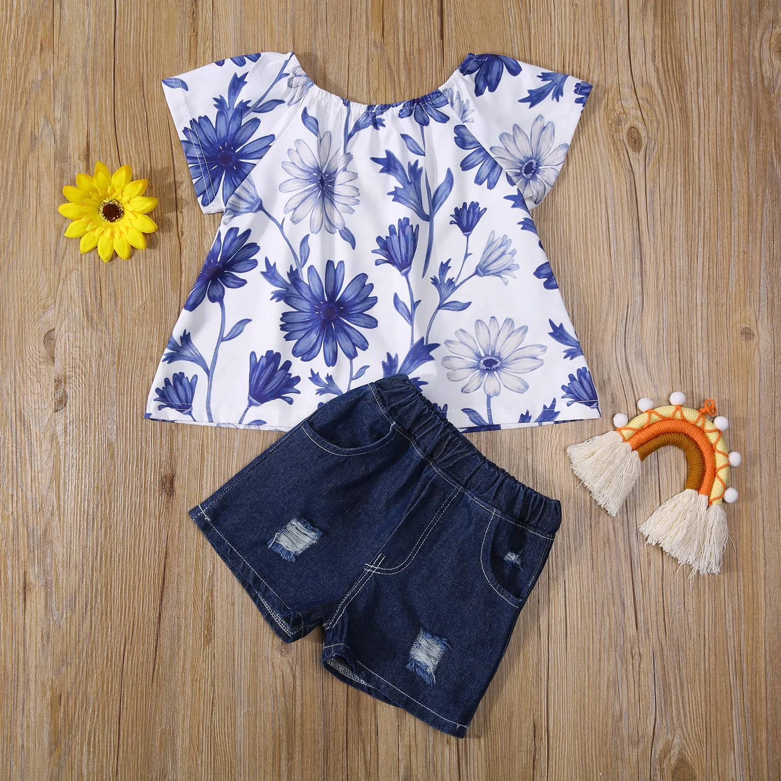 Повседневный комплект одежды для девочек из двух предметов топы и шорты с