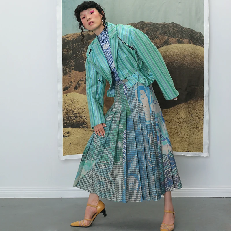 Куртка с отложным воротником и длинными рукавами DEAT в полоску высокой талией