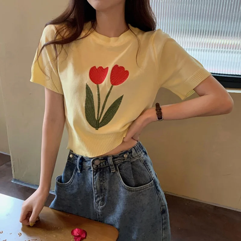 Летняя женская футболка одежда топы с принтом букета вязаная коротким
