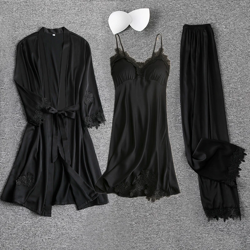 Комплект пижамный женский красный из трех предметов топ на бретельках и штаны