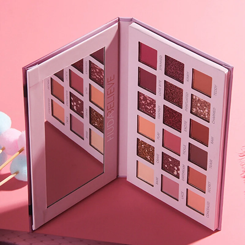 Палитра теней Beauty Creations Tease me 18 цветов блестящие матовые красные |