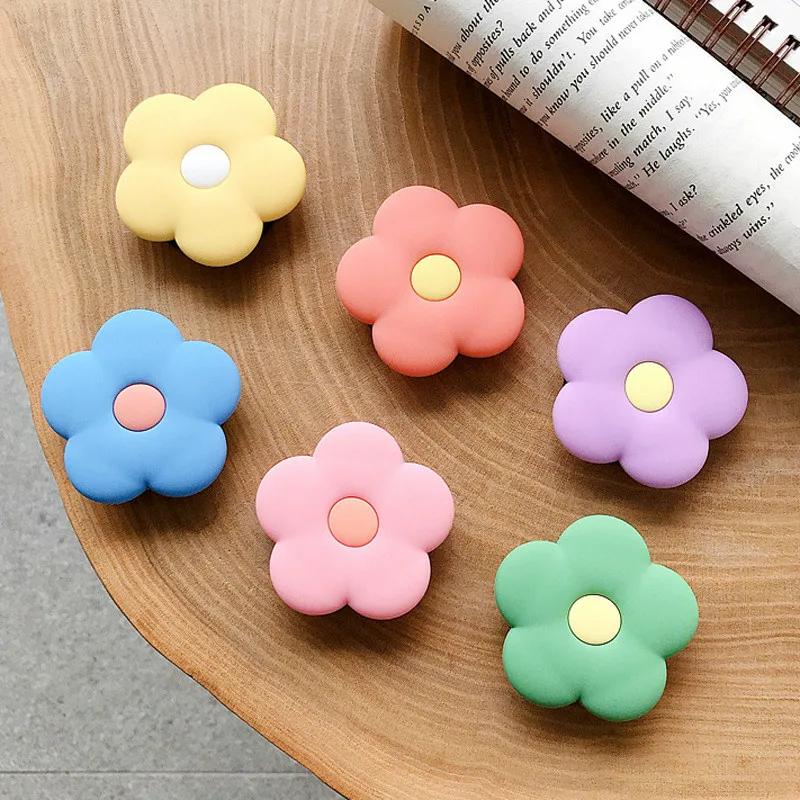 3D Cute Cartoon flowers Foldable Cell Phone Holder Stand For Telephone and Tablets Universal Finger Ring Mobile Phone for Iphone
