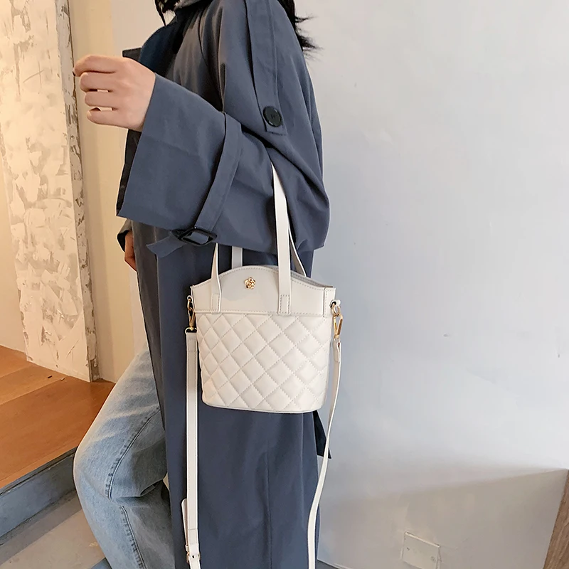 

2021Fashion Bucket Bag Leisure Women's Bag Ladies Leisure Handbag Pure Color Women's Bag Shoulder Bag Designer Bag