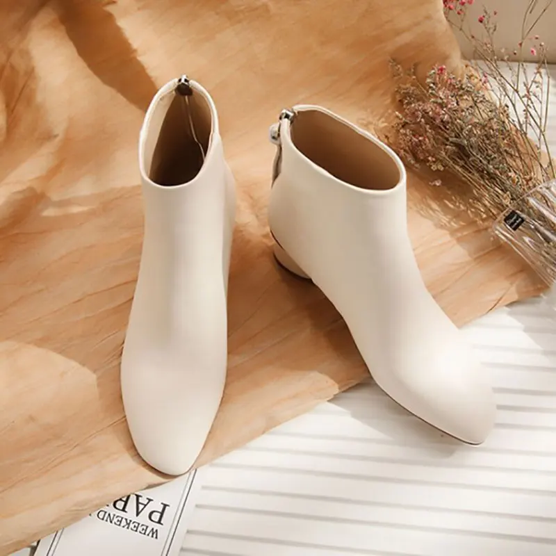 

2019 New Fashion Luxury Boots Women Designers Genuine Leather Zip Round Toe Square heel High (5cm-8cm) Ankle Women Boots