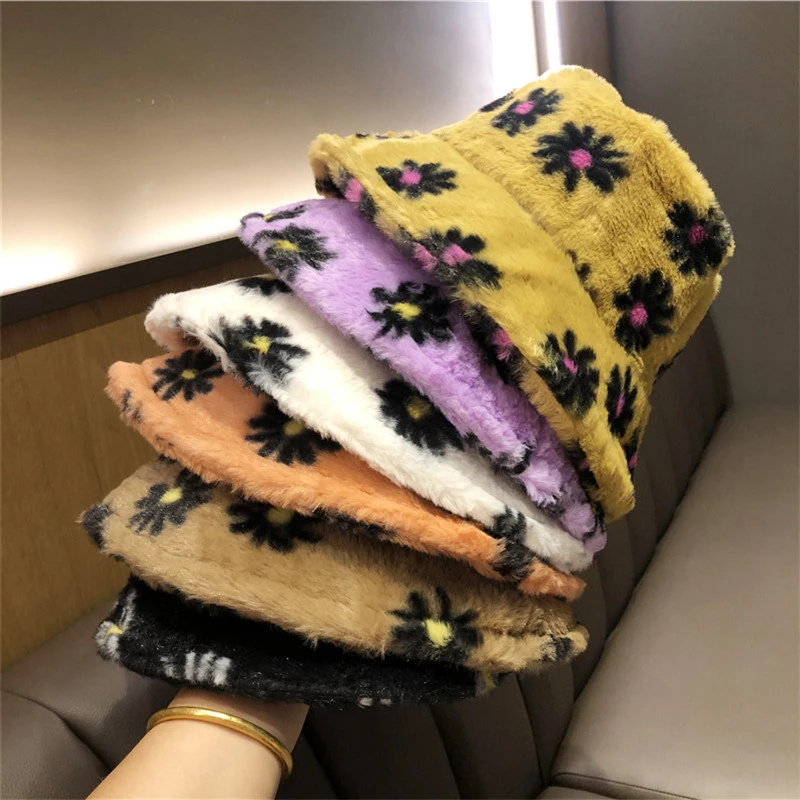 

Japanes New Winter Daisy Faux Fur Bucket Hat For Women Thick Warm Hat Lady Outdoor Travel Panama Girls Soft Velvet Fisherman Hat