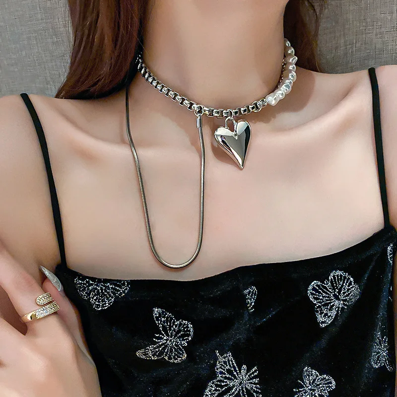 

Multilayer Love Pendant Pearl Chain Necklace Hip Hop Fashion Personality Trendy Necklace Jewelry For Women and Girls