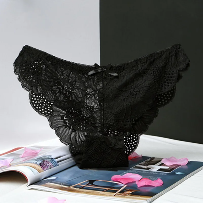Трусики женские кружевные однотонные бесшовные с Т-образной спинкой |