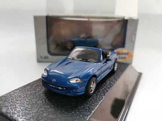 Модель автомобиля из сплава МАЗ DA MX5 в масштабе 1:43 литые металлические игрушки