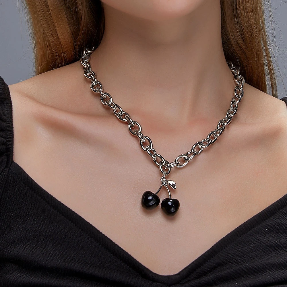 

Black Cherry Necklace Fashion Chic Thick Clavicle Chain Buckle Summer Fruit Pendant Choker Jewelry for Women Party Gift
