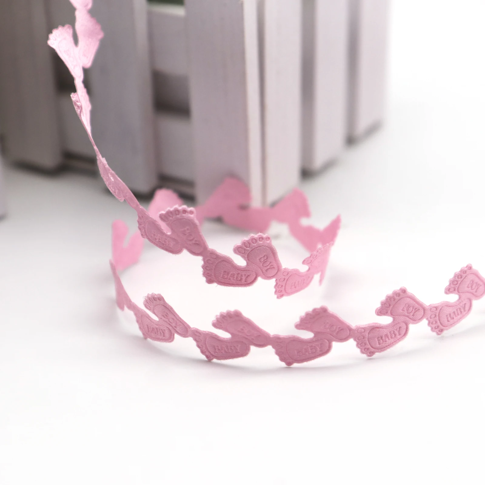 5 ярдов/Лот розовая голубая носков с рисунком в виде следов кружевной отделкой