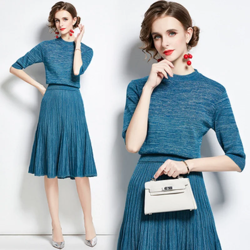 

Autumn Elegant Women Bright Silk Knitted Two Piece Set New Fashion Half Sleeve Tops + Pleated Skirt Ladies Solid Casual Suit