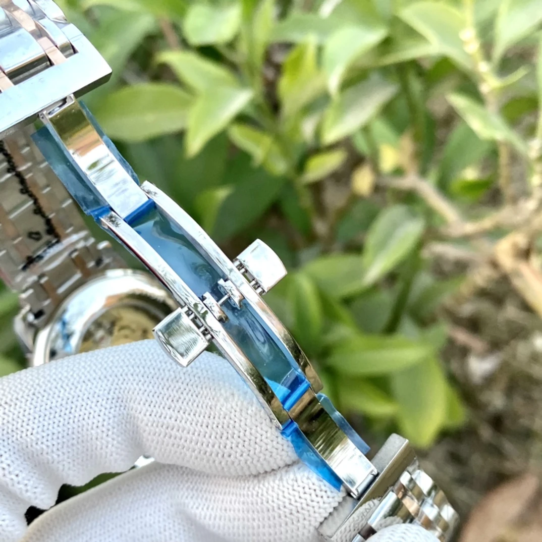 

Gold stainless steel couple watch couple watch automatic mechanical watch stainless steel waterproof couple watch