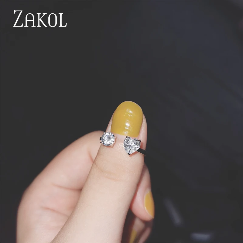 Женское Обручальное кольцо с блестящими фианитами FSRP2223|Кольца для помолвки| |