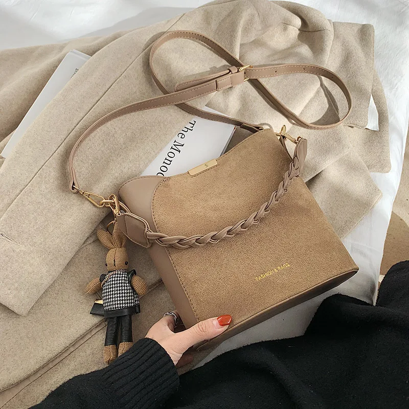 

Brand design luxury ladies bucket PU shoulder bag single shoulder large capacity messenger broadband female solid color handbag