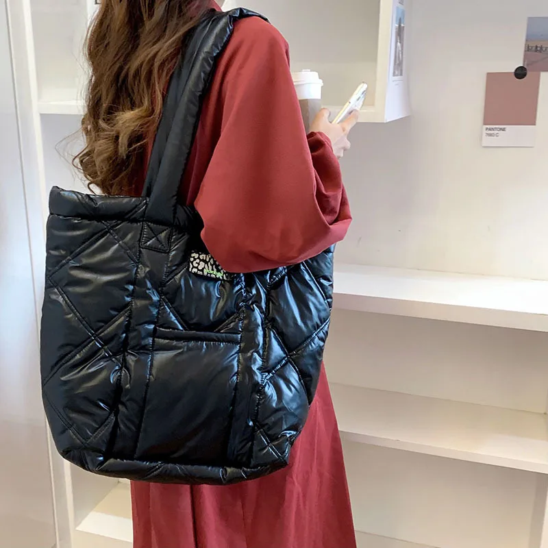 

Winter Waterproof Space Pad Cotton Feather Down Handbag Large Capacity Sport Travel Pillow Bag Women Shoulder Crossbody Bag