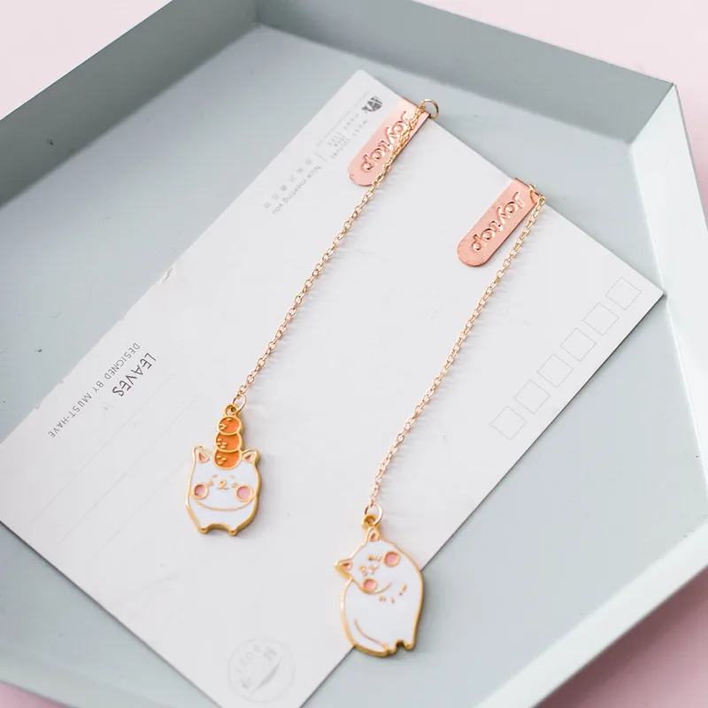 

4 Pcs/Set Kawaii Ice Cream Cat Metal Bookmark Cartoon Kitten Pendant Book Holder Gift Stationery