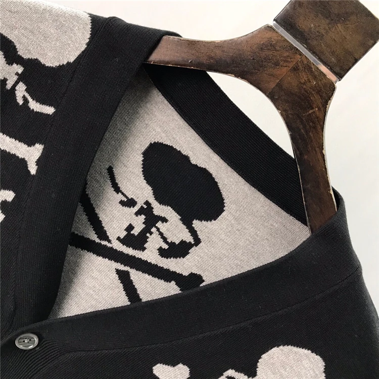 

New 2021 Men Luxury gentleman Cotton KITH Mastermind MMJ Skull Casual Sweaters Cardigan Asian Plug Size High quality Drake #C15