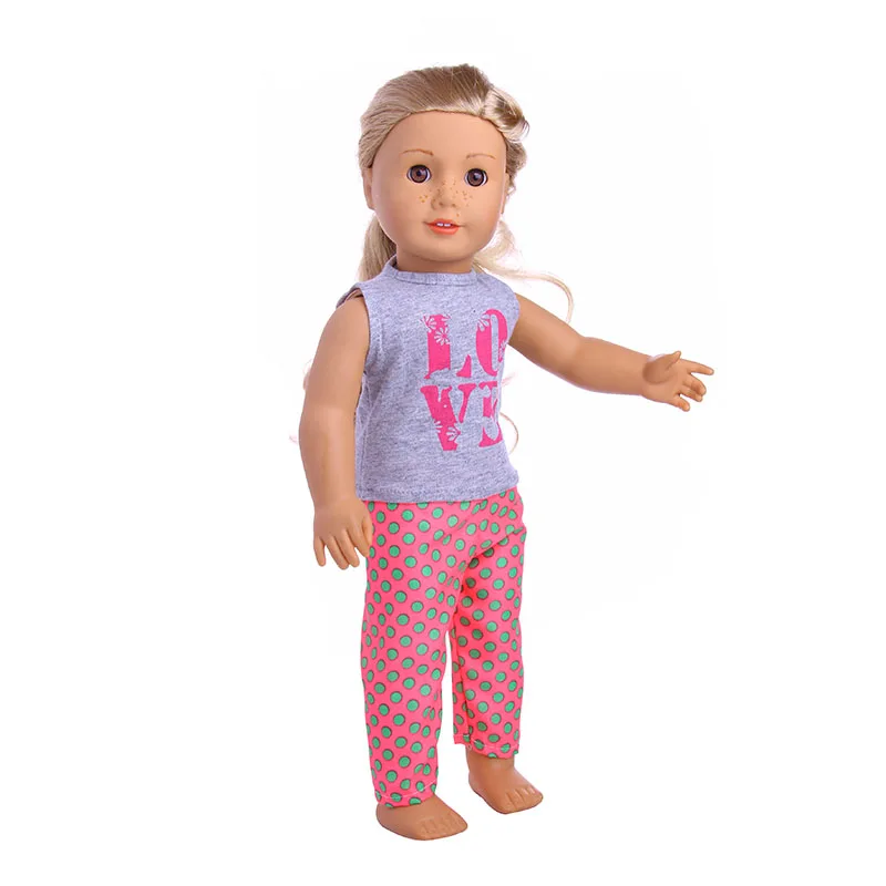 Цвет нежно-розовый без рукавов футболка с узором в стиле граффити + зеленые штаны