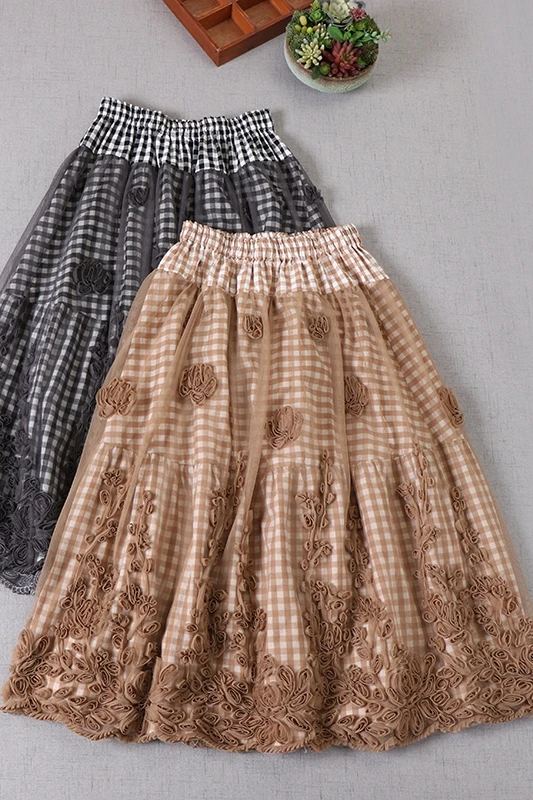 

Spring New Sweet Fresh Series Net Gauze Plaid Skirt Japanese Mori Girl Three-Dimensional Embroidered Half Skirt Women