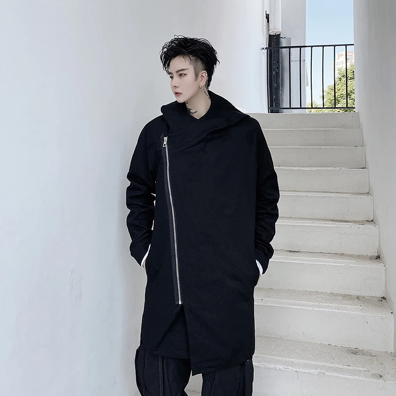 Ветровка мужская средней длины на молнии с капюшоном | Мужская одежда