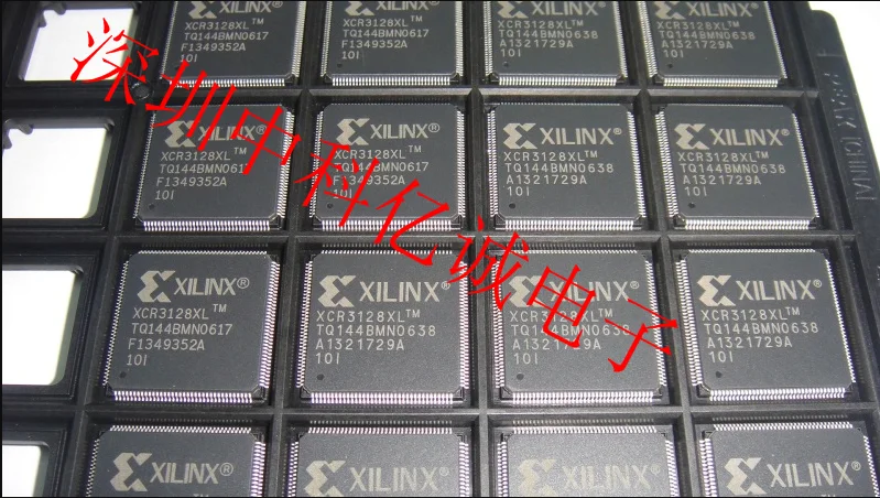 

XCR3128XL-10TQ144C XCR3128XL-10TQ144I /