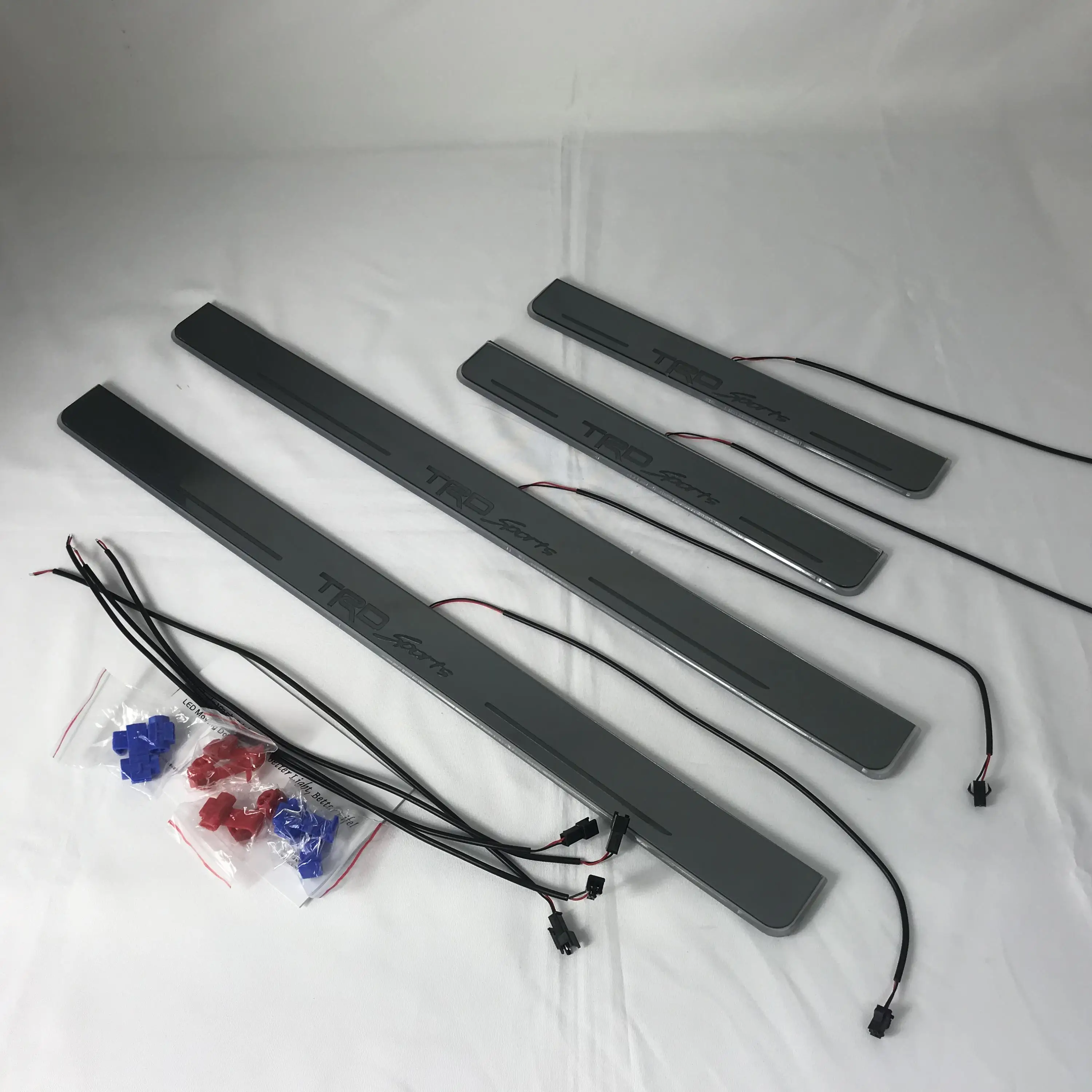 

Osmrk led moving door scuff for toyota tundra dynamic door sill plate flat lining overlay Car accessories welcome light