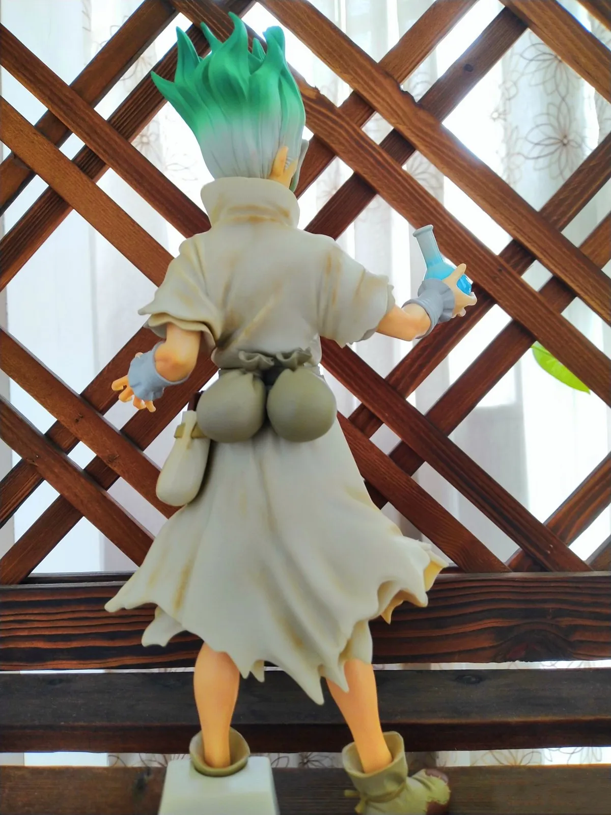 

Dr. Stone Senku Ishigami FIGURE of STONE WORLD Kingdom of Science Senkuu Action Figure Toys In Stock