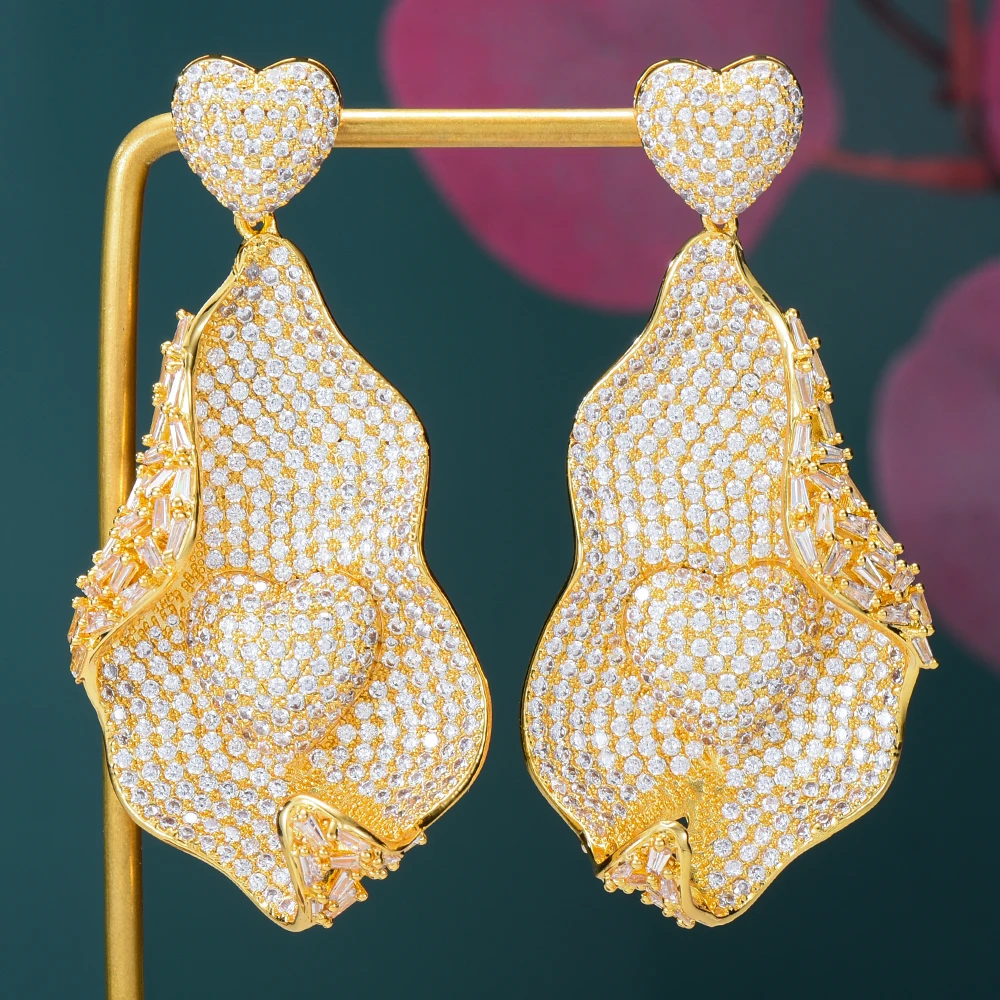 

Оригинальные дизайнерские Роскошные Винтажные серьги Soramoore в форме сердца для благородных женщин, свадебные серьги с фианитами для свадебной вечеринки в Дубае, великолепные украшения