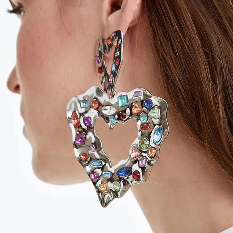 

New Alloy Colorful Crystal Big Love Heart Earrings Women Exaggerated Pendant Stud Earrings Fashion Jewelry