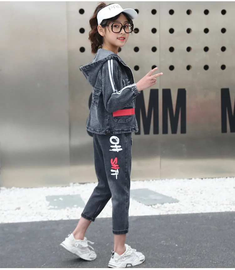 

Denim suit 2020 girls' spring and autumn new style fashion in big children's fashion Korean little girl's leisure two piece set