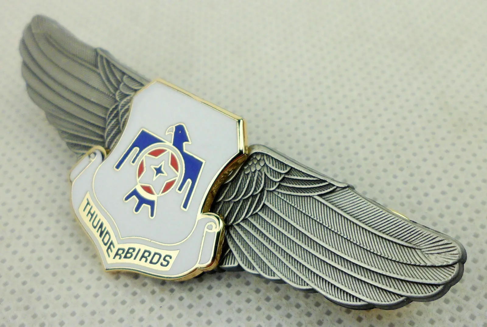 Tomwang201. WW2 армии США воздушных сил THUNDERBIRDS значок WINGS PIN Униформа военной