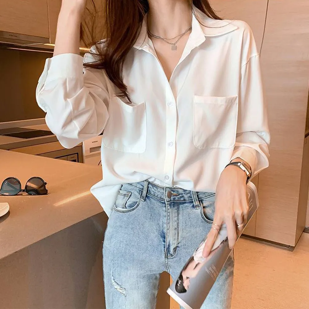 

White Shirts For Women Turn-down Collar Pockets Elegant Workwear Female Tops Loose Big Size Casual Ladies Summer Shirts 2022