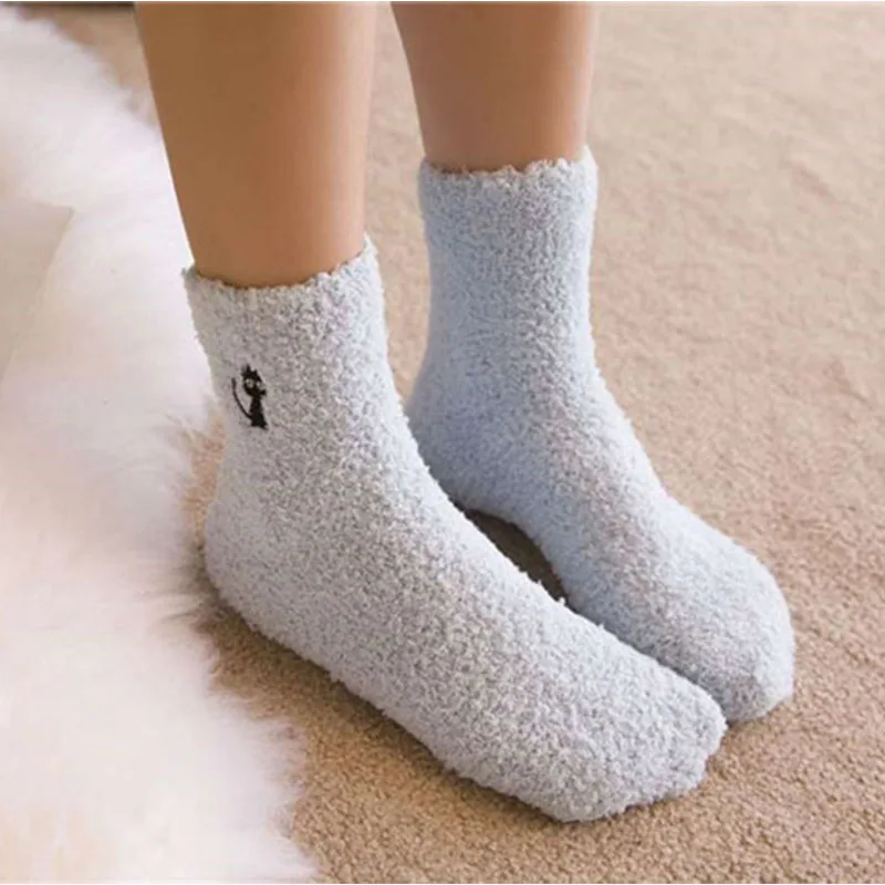 

5 Pairs/Lot Women Thick Socks Funny Animal Cat Winter Warm Coral Fleece Fluffy Sleep Bed Socks Teen Girls Slipper Sox Calcetines
