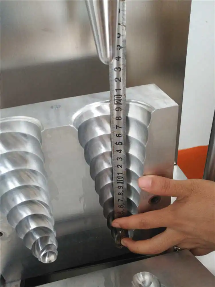 安い スパイラル形状ピザコーンメーカー2金型スナックショップコーンピザ成形機ceピザコーン機