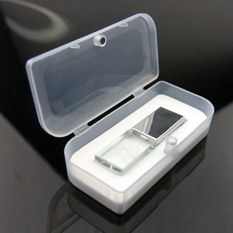 

128GB NISSAN Car Logo Crystal Usb Pendrive 2.0 with LED Light Memory Stick pen drive 32GB 16GB 8GB 4GB USB Flash Drive Best Gift