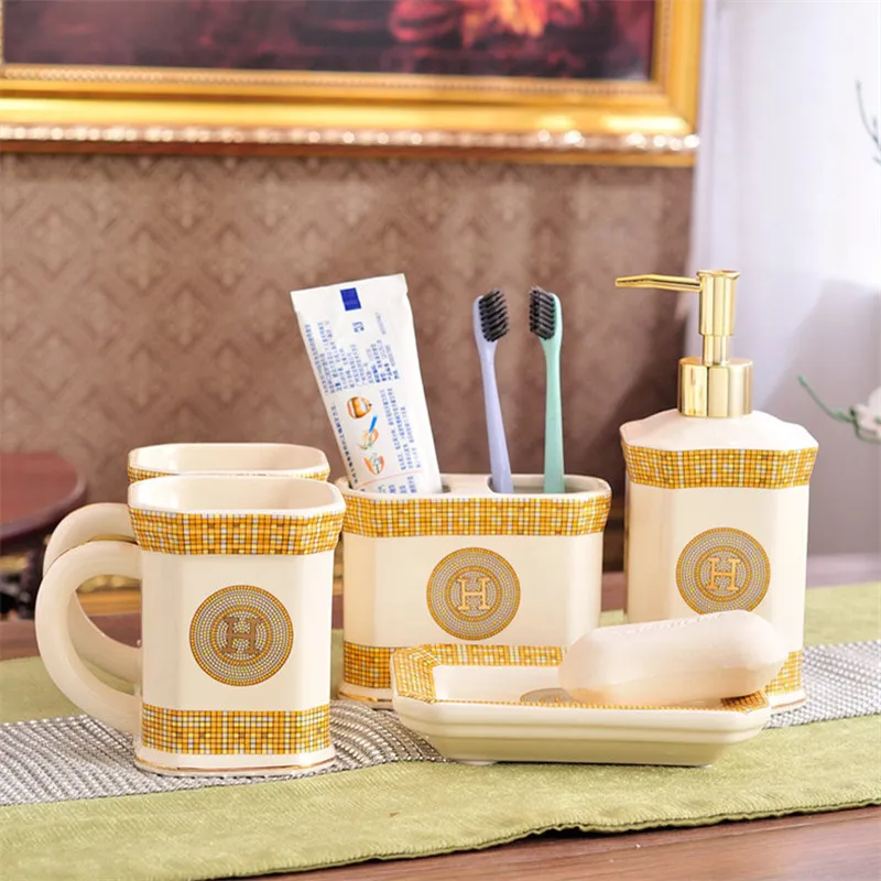 porcelain soap dispenser pump bottle toothbrush holder couple cup wedding gift present ceramic european bathroom accessory set free global shipping