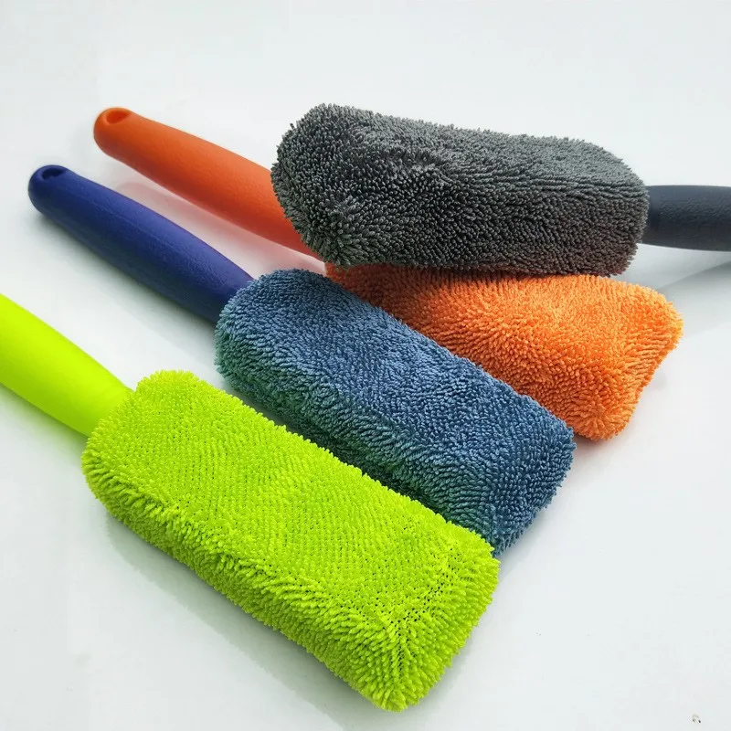 

1 pack of car wash detail brush, car cleaning tool, microfiber rim brush, car trunk, motorcycle, car care detail brush