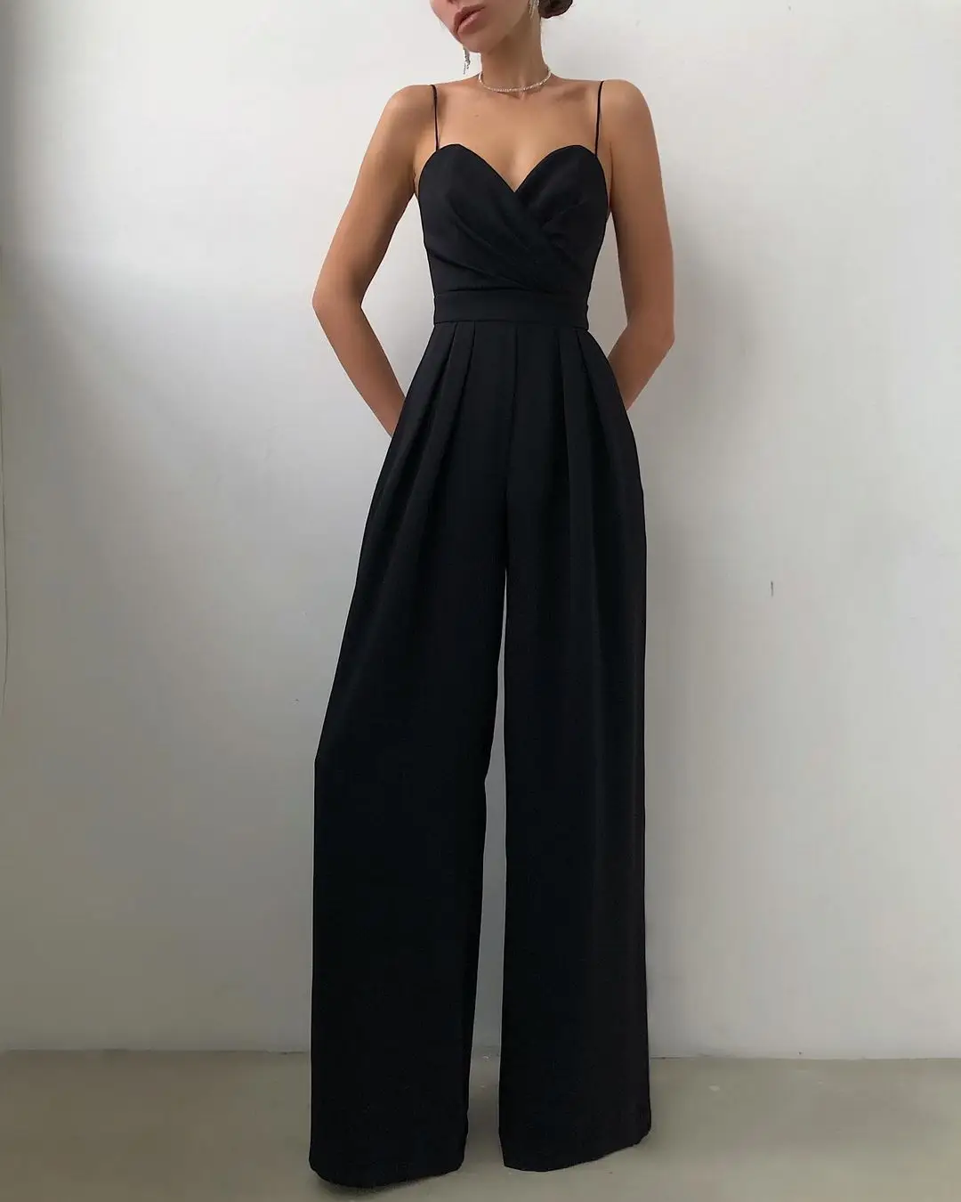 

Women Suspender Hignt Waist Romper Retracting Straight Tube Floor Sweeping Minimalist Jumpsuit Casual Spaghettic Strap Jumpsuits