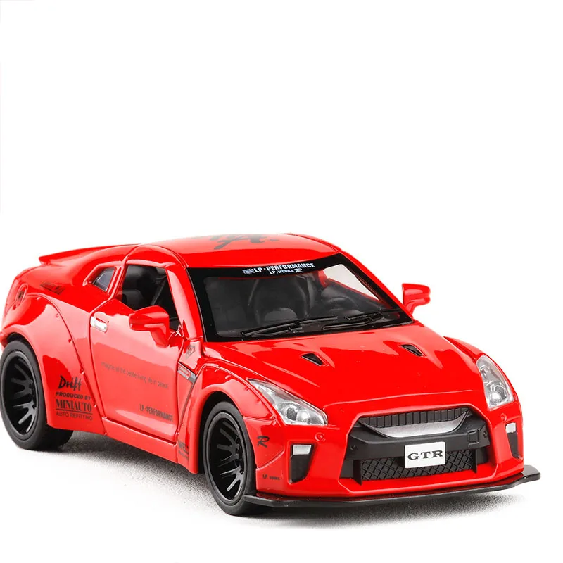 003 1:32 моделирование Nissan GTR соревнование сплава автомобиля модельная форма-литье игрушечный автомобиль детская откатная вспышка супер-бегущая машина игрушка - Цвет: 003
