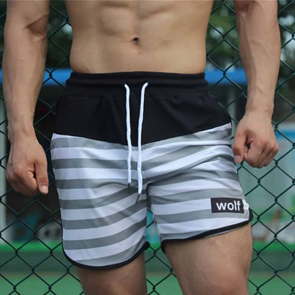 

New Trend Summer Men's Shorts Sports Quick-Drying Breathable Striped Five-Point Pants Outdoor Running Fitness Pants